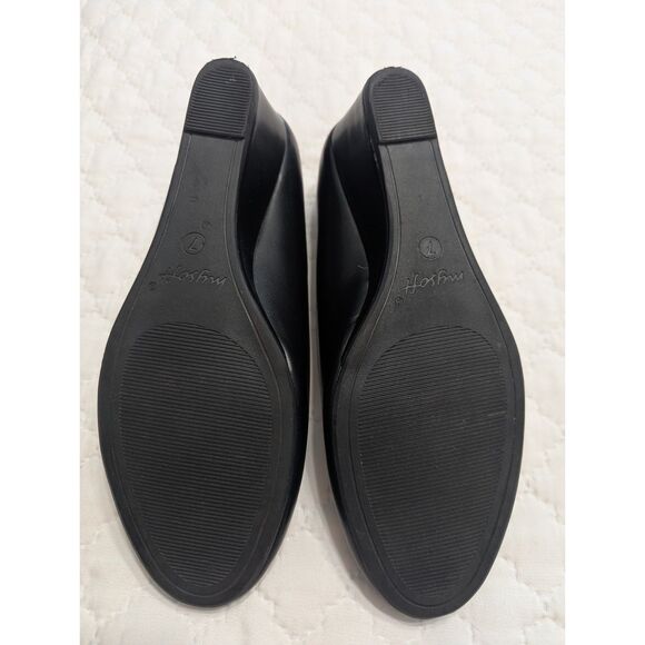 ✨ mysoft Comfort Wedge Pumps – Black Closed Toe Dress Shoes – Size 7 – NEW - Picture 8 of 10